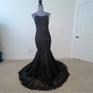 Lace formal gown black Size 3